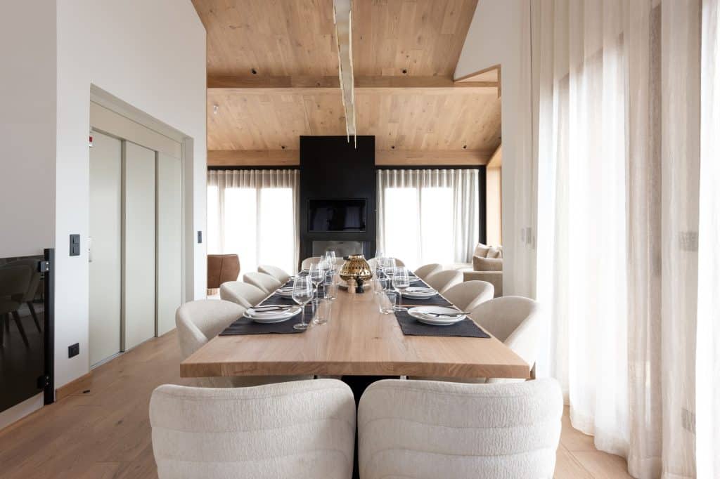 Chalet CHASSE FORET - Courchevel Moriond - Location Premium - Conciergerie - White Management