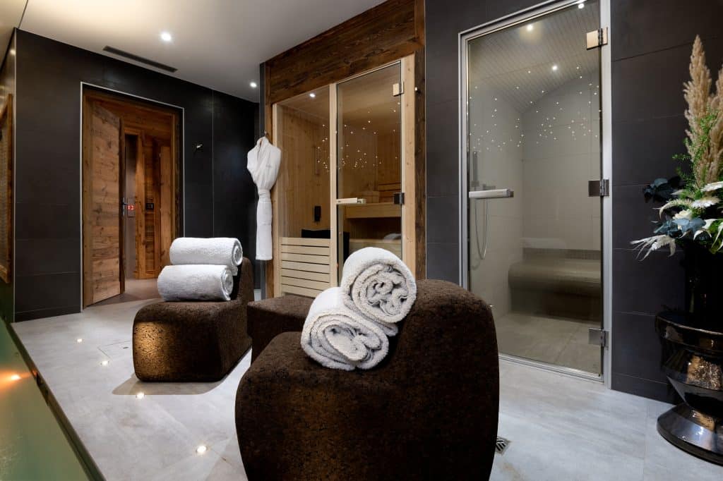 Chalet CENTENARY - Courchevel Moriond - Location Premium - Conciergerie - White Management